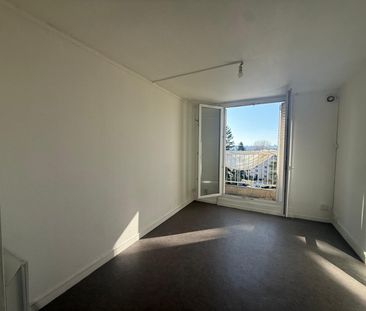Location Appartement 1 pièce 12m² GAGNY 93220 - Photo 2