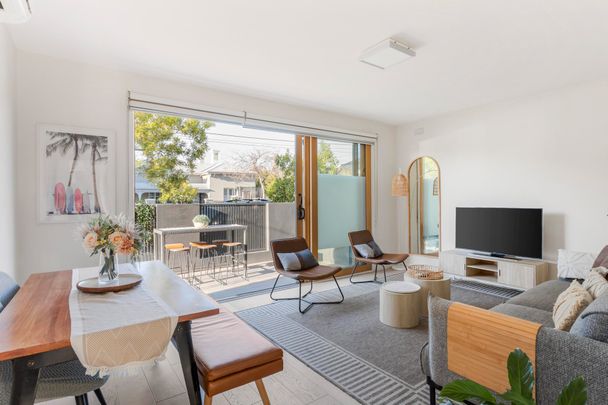 Thinking of selling? Contact our agent - Photo 1
