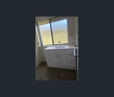 Great Family Home - Photo 6