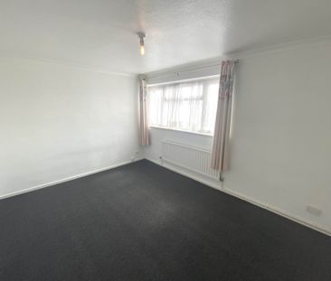 Price £1,750 pcm - Available 01/05/2025 - Part Furnished - Photo 5