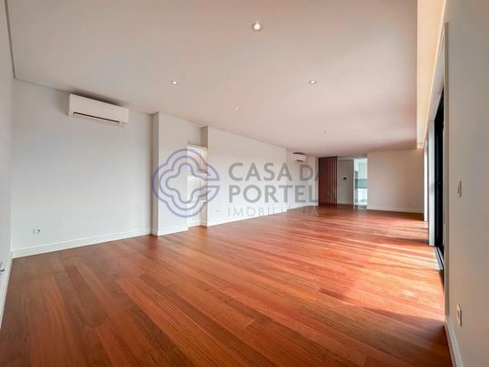 Apartamento T4 em Porto - Photo 1