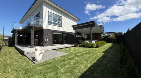 Enjoy sunset walks on the beach - Photo 2