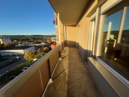 4 ½ PIÈCES RENOVE - Avec balcon ! - Foto 3
