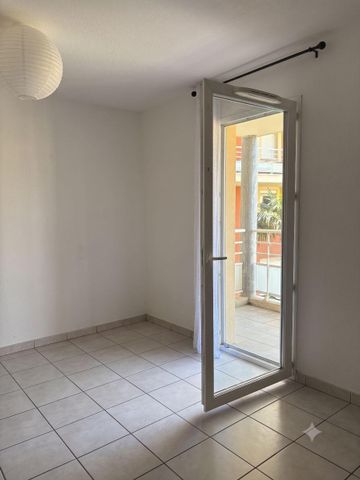 Location Appartement 1 pièce 19m² PRIVAS 07000 - Photo 4