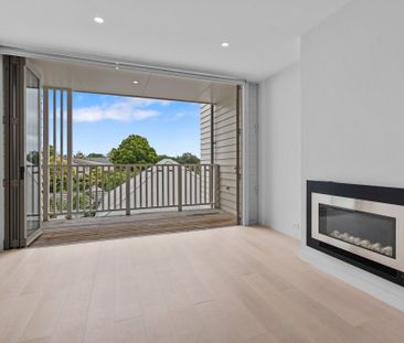 Modern Townhouse in Birkenhead - Photo 3