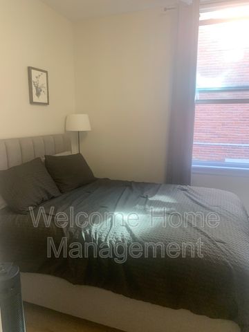 $2,395 / 2 br / 1 ba / Cozy & Convenient Living in This Updated 2-Bedroom Unit - Photo 3
