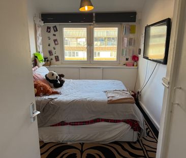 Room in a Shared House, Pear Court, SE15 - Photo 2