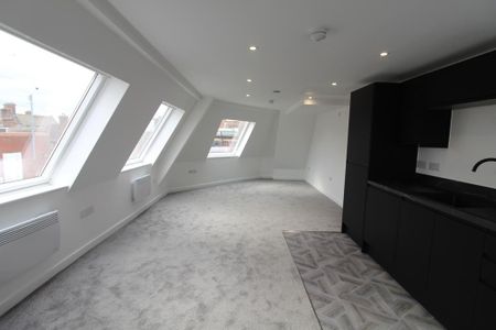 Studio to rent - Photo 2