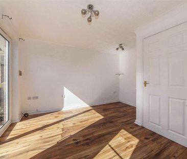 2 bedroom terraced house to rent - Photo 6