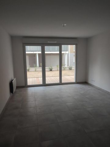 Location Appartement 2 pièces 43m² PERPIGNAN 66000 - Photo 2