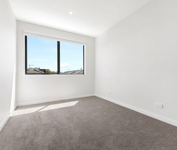 A Perfect Location, Loaded with Features & Living Space! - Photo 1