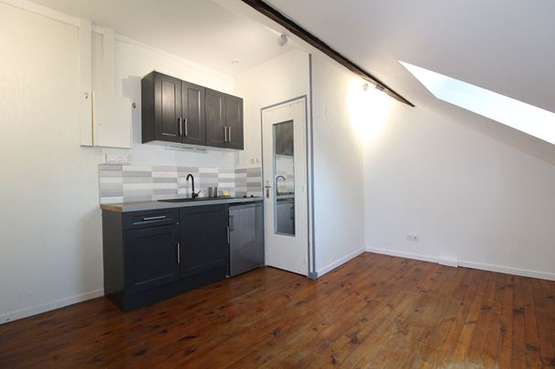 Location appartement 1 pièce, 10.22m², Dijon - Photo 1