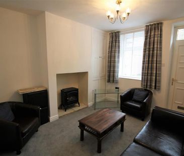 2 bedroom private hall to rent - Photo 4