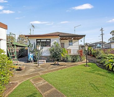 Charming Family Home in South Granville - Photo 4