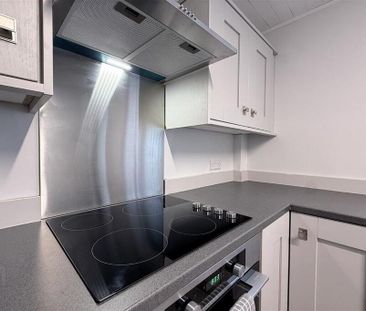 247 Springfield Road, Belfast, BT12 7DD - Photo 6