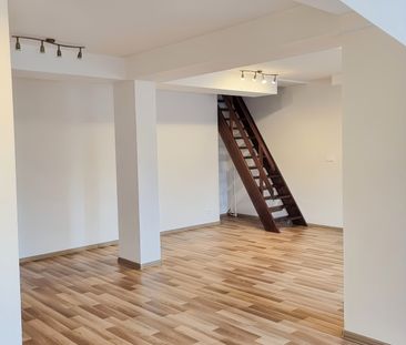 PRENÁJOM! Byt VEĽKÝ MEZONET (86 m2) Fabiniho ulica SNV – Fotografia 3