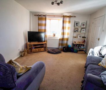 3 bedroom semi-detached house to rent - Photo 3