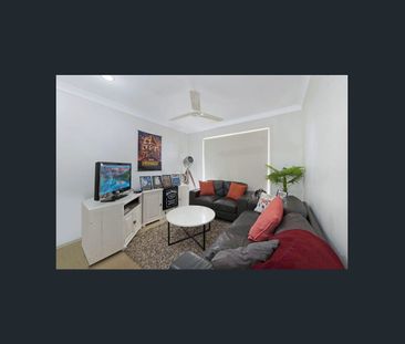 18 Keppel Crescent, Thabeban, Qld 4670 - Photo 5