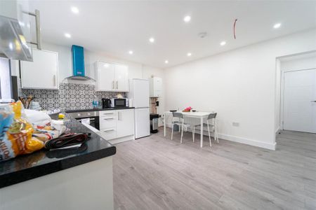 2 bedroom house to rent - Photo 2