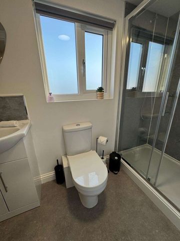 Curzon Street - Photo 3