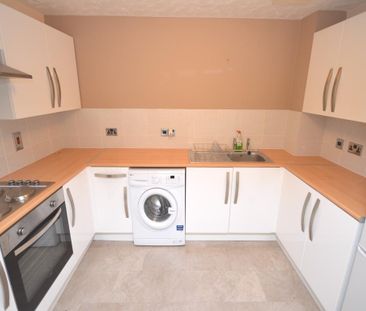 1 bedroom flat to rent - Photo 3