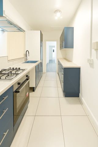 2 Bed Terraced House, Harley Street, CV2 - Photo 5