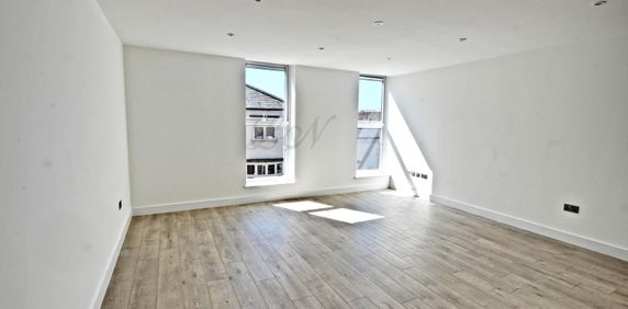 Market Place, Basingstoke, RG21 - Photo 2