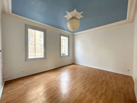Location Appartement 1 pièce 32m² - Photo 3