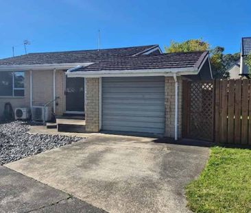 Fresh & Perfectly Located - Photo 3