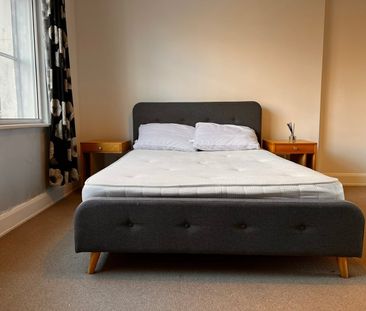 1 Bed Flat, Eastgate, LS2 - Photo 6