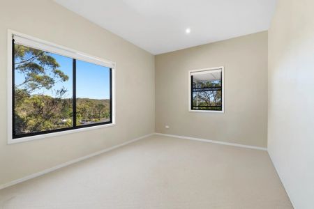 Convenient Lifestyle in a Leafy Location - Photo 4