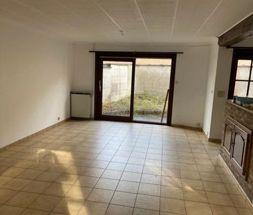 3-gevel woning, ideaal gelegen in een rustige en residentiële wijk ... - Foto 3