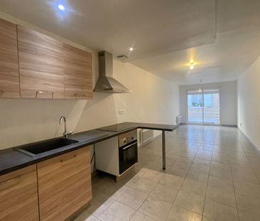 Appartement T3 + garage centre Saint Cannat - Photo 3