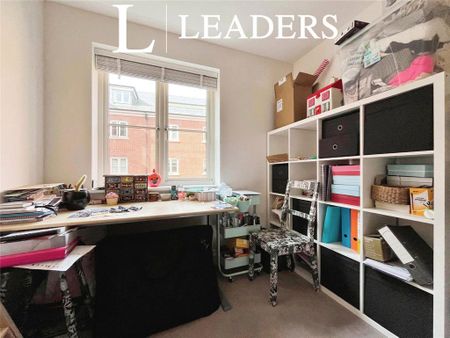 2 bedroom flat to rent - Photo 5