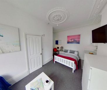 6 bedroom house to rent - Photo 3