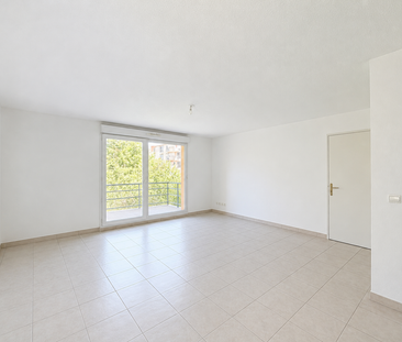 Location Appartement 2 pièces 48m² ST SAULVE 59880 - Photo 1