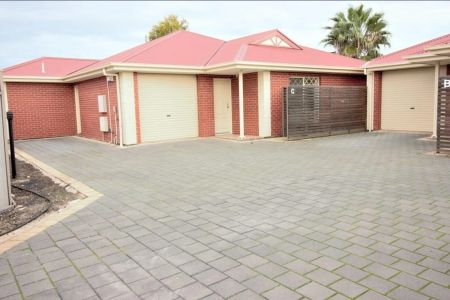 Modern 3-Bedroom Home in Prime Location - Photo 2