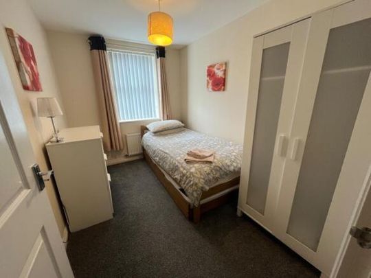 2 bedroom apartment to rent - Photo 1