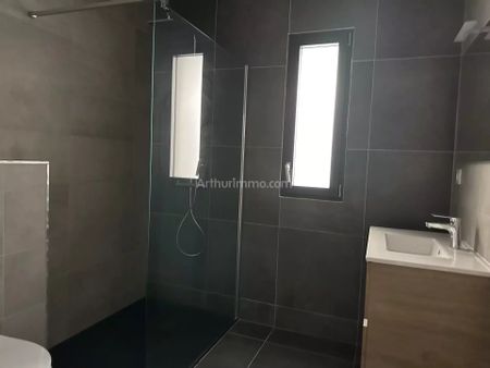 Location Appartement 3 pièces 70 m2 à Ajaccio - Photo 2