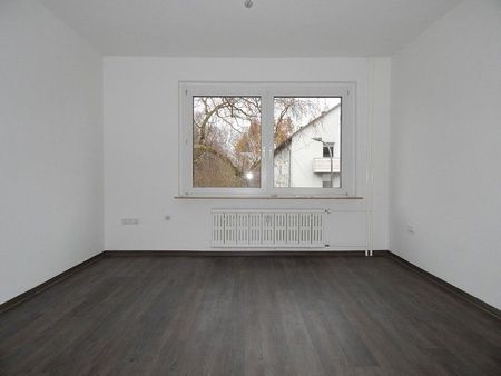 Wunderschön renovierte Wohnung mit modernem, neuen Bad anmieten - Foto 3