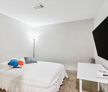 Private Basic - Lisgar Apartments - Photo 2