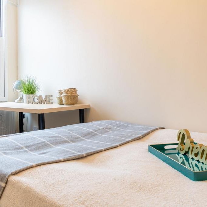 5 bedroom house to rent - Photo 1