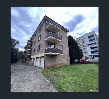 2/26 Chamberlain Street, Campbelltown, NSW 2560 - Photo 1