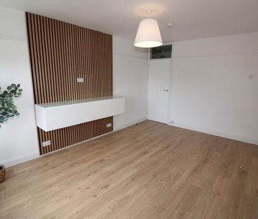 173 Merville Garden Village, Newtownabbey, BT37 9TW - Photo 2