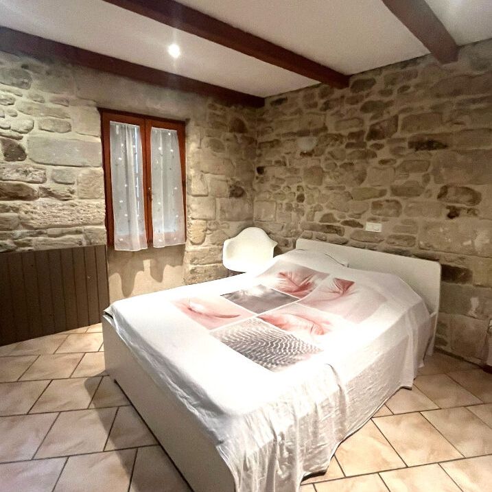 BARBENTANE, maison de village d'environ 52 m2, - Photo 1