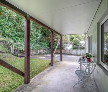 52 Kiwi Crescent, Tawa - Photo 4