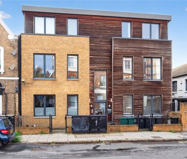 Clarence Road, London, E5 8EE - Photo 5