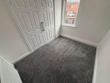 Coniston Road, Barnsley, S71 - Photo 3