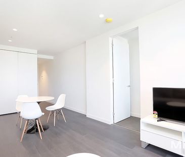 EQ Tower offering the finest apartments in Melbourne CBD - Photo 1