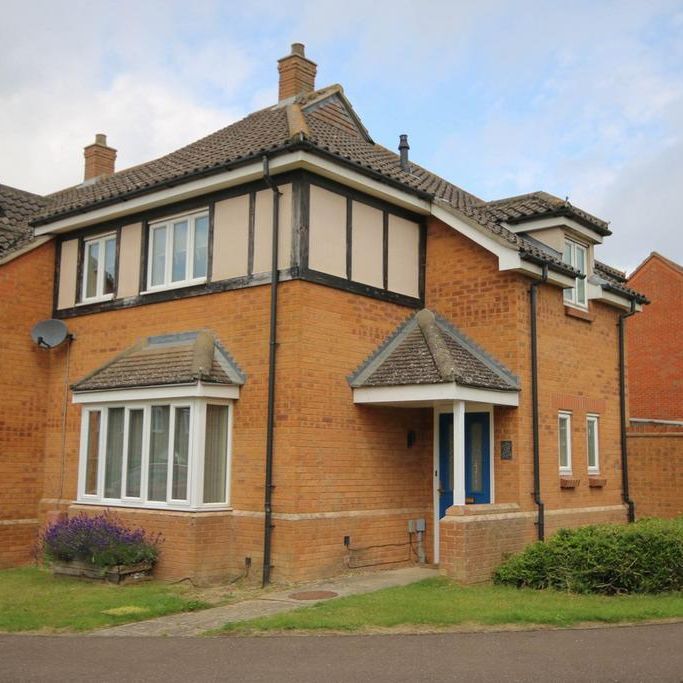 3 bedroom semi-detached house to rent - Photo 1